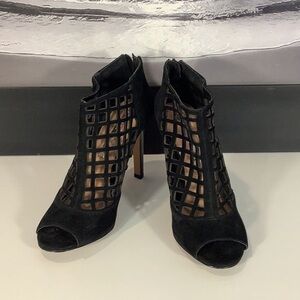 Audrey Brooke “Marseille” Black Suede Open Toe Gladiator Heels Bootie Sz 7.5 M